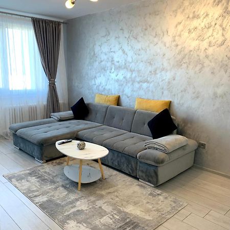 Victoriei Boulevard Private Apartment ブラショフ エクステリア 写真